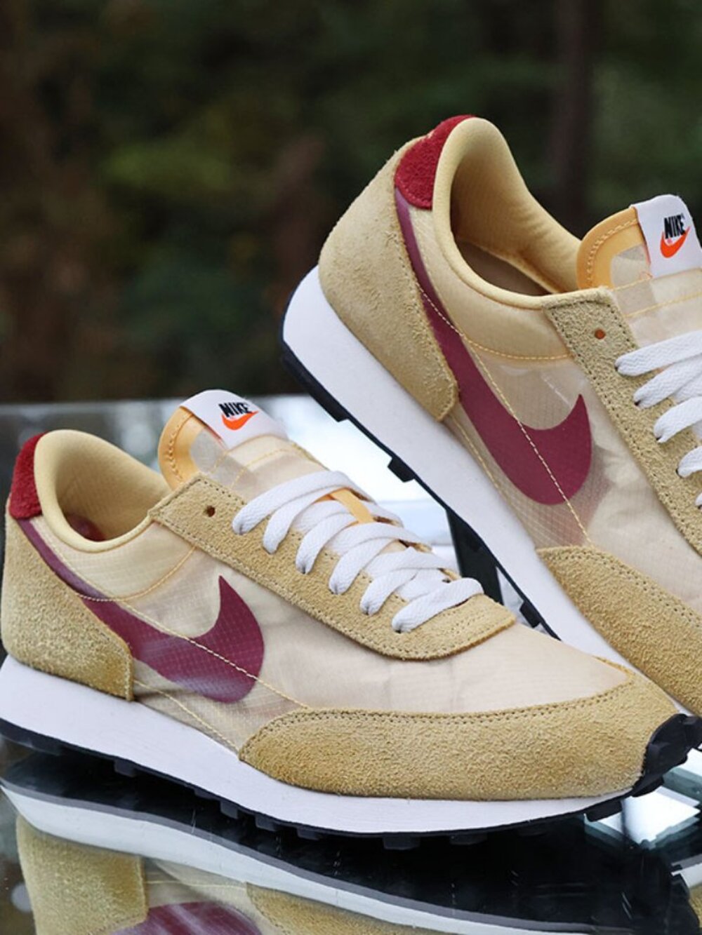 Nike Daybreak SP Topaz Gold